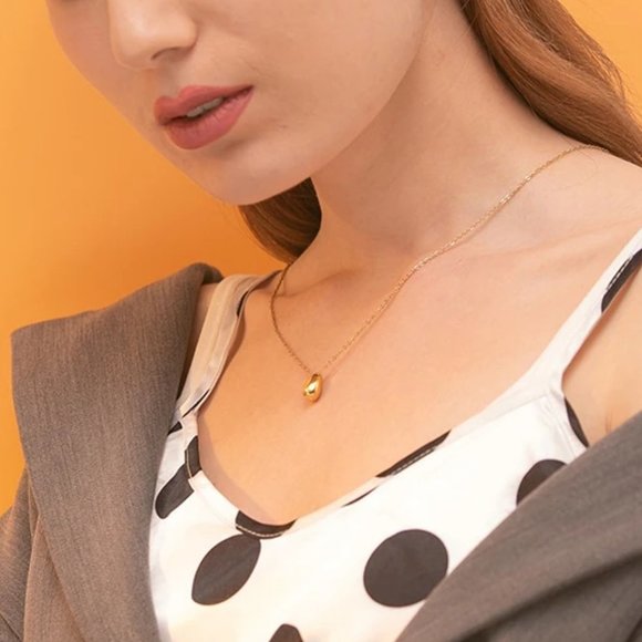 New 18K Gold Plated Waterdrop Necklace - Picture 2 of 6